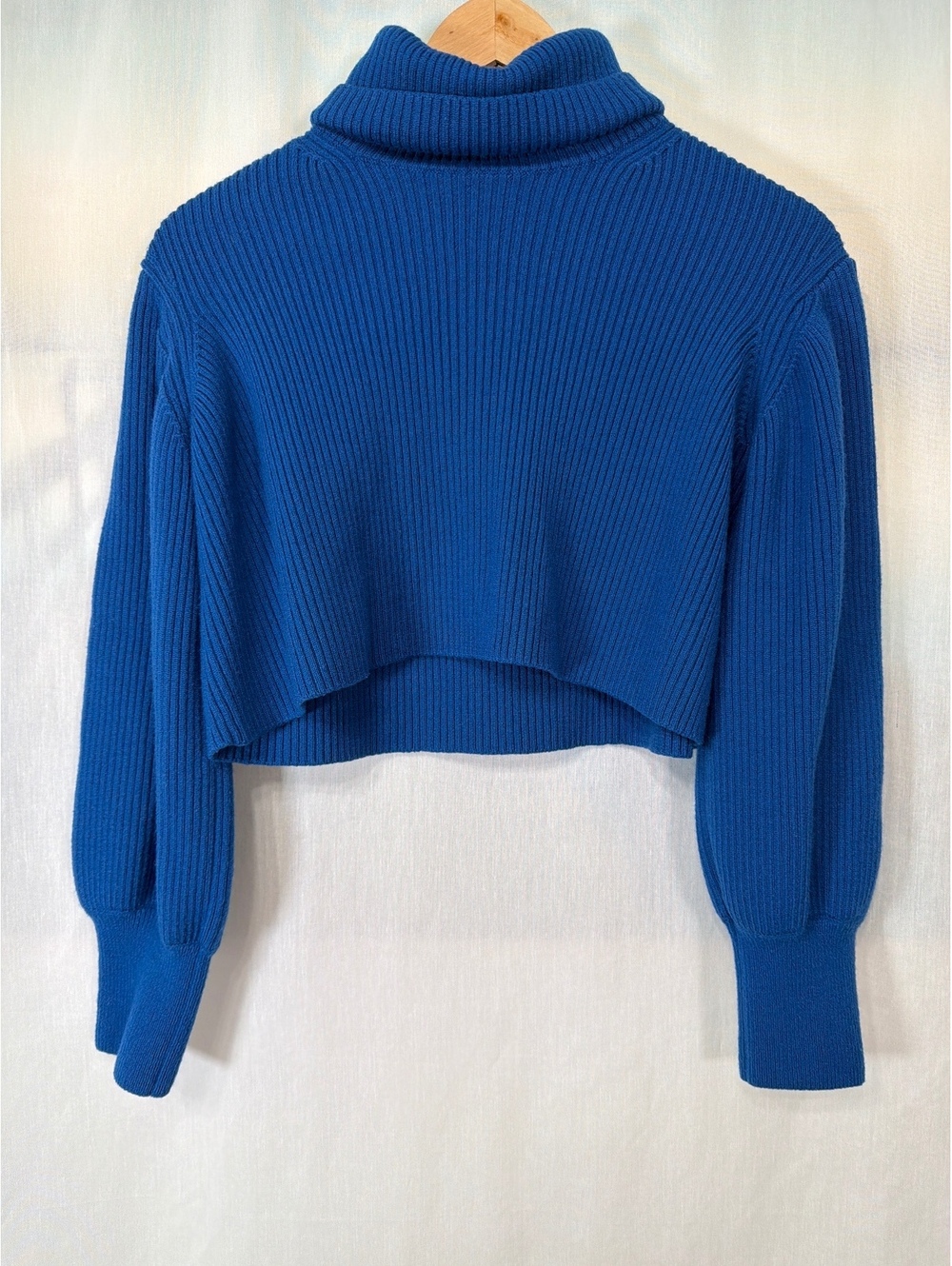 Aritzia Wilfred Cropped Ribbed Merino Wool Turtleneck Sweater Women's Medium